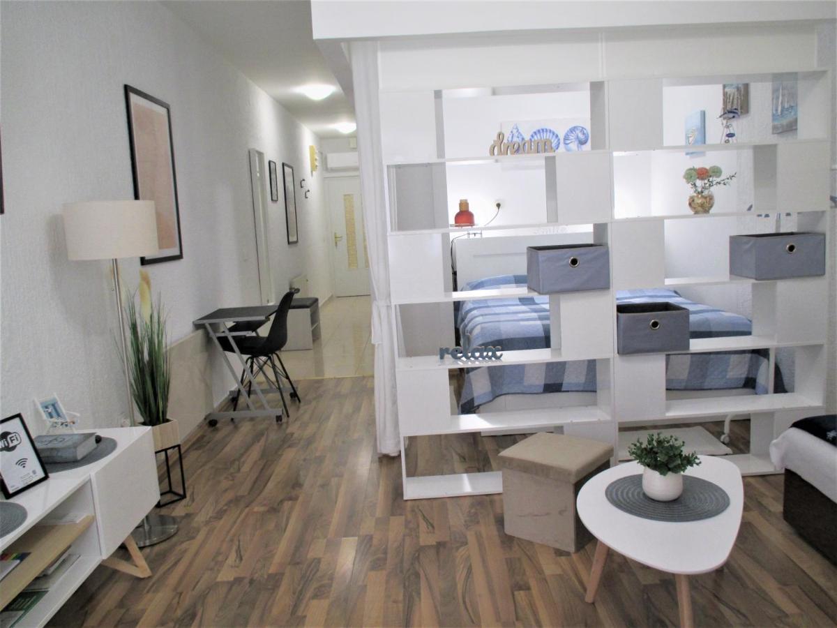 ורסאר Family Apartment Romina מראה חיצוני תמונה
