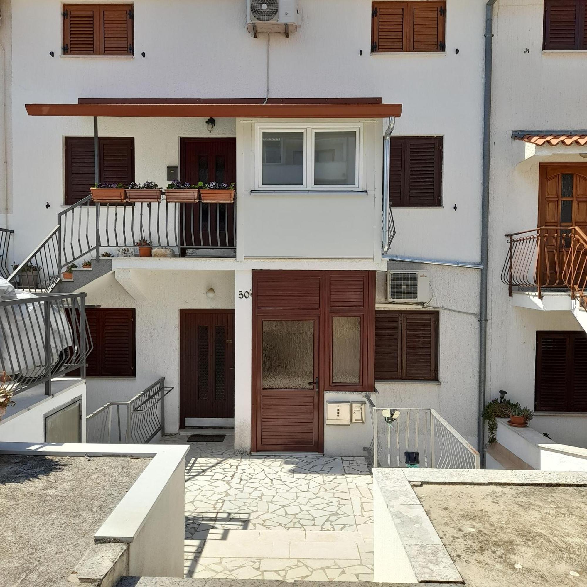 ורסאר Family Apartment Romina מראה חיצוני תמונה